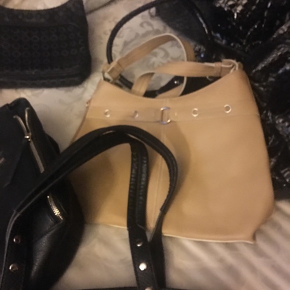 Clothing - Picture 7 of 8